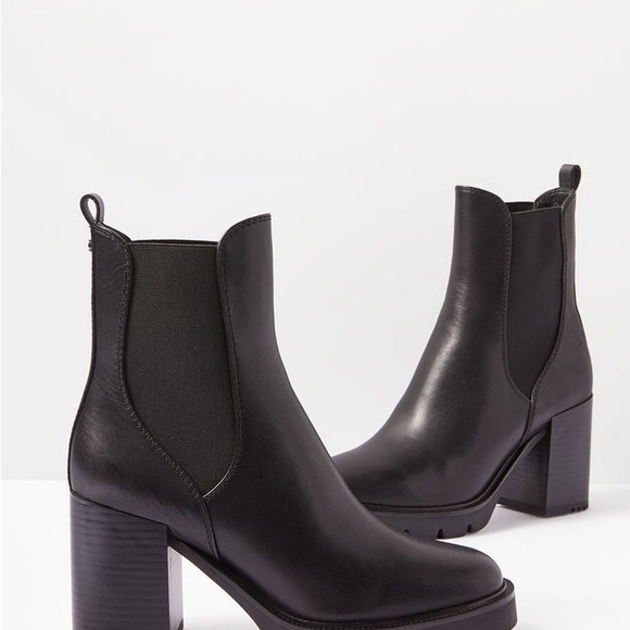 Sam Edelman Leather Rollins Chelsea Boot - Picture 4 of 14